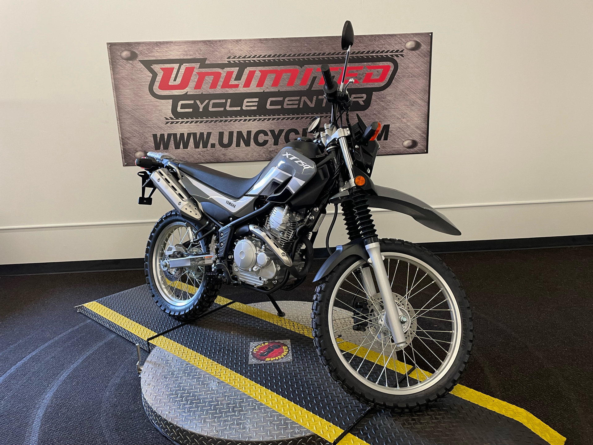 2023 Yamaha XT250 in Tyrone, Pennsylvania - Photo 1
