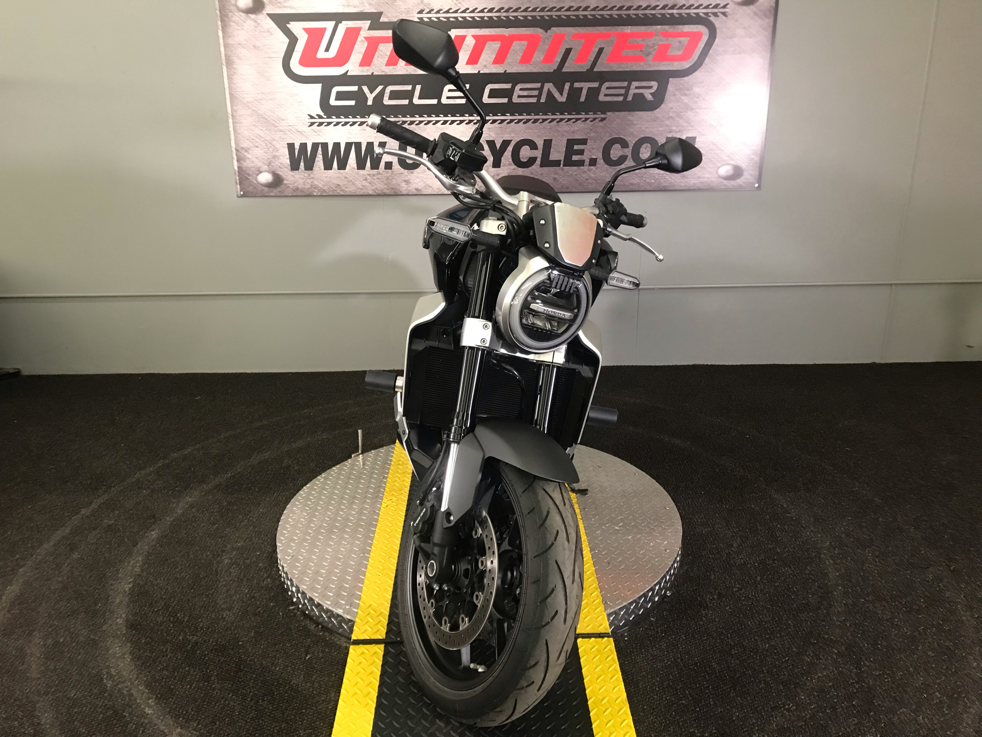 2018 Honda CB1000R in Tyrone, Pennsylvania - Photo 4