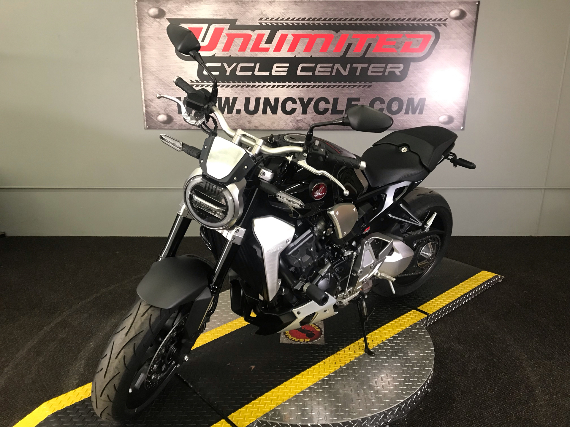 2018 Honda CB1000R in Tyrone, Pennsylvania - Photo 5