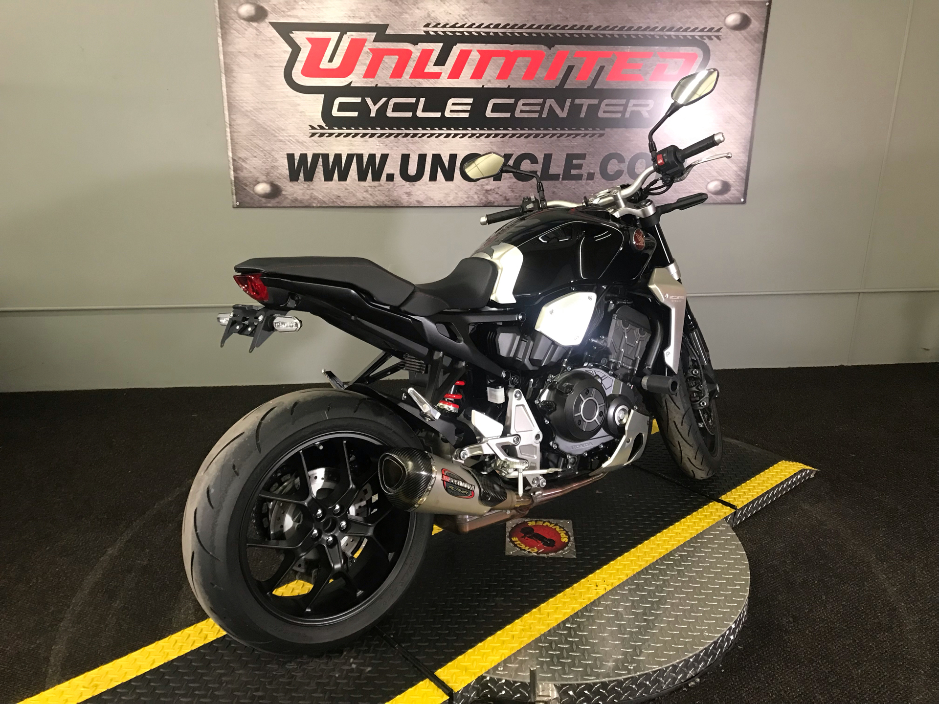 2018 Honda CB1000R in Tyrone, Pennsylvania - Photo 12