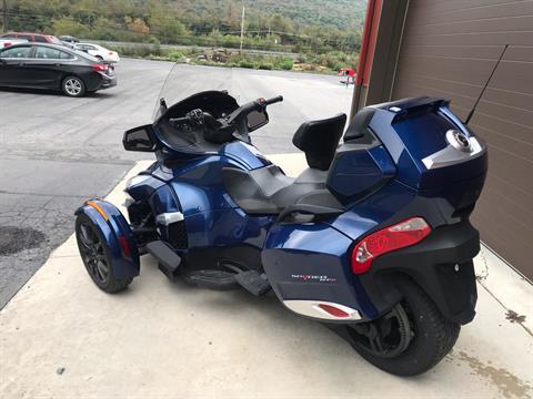 2016 Can-Am Spyder RT-S SE6 in Tyrone, Pennsylvania - Photo 7