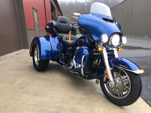 2017 Harley-Davidson Tri Glide® Ultra in Tyrone, Pennsylvania - Photo 3