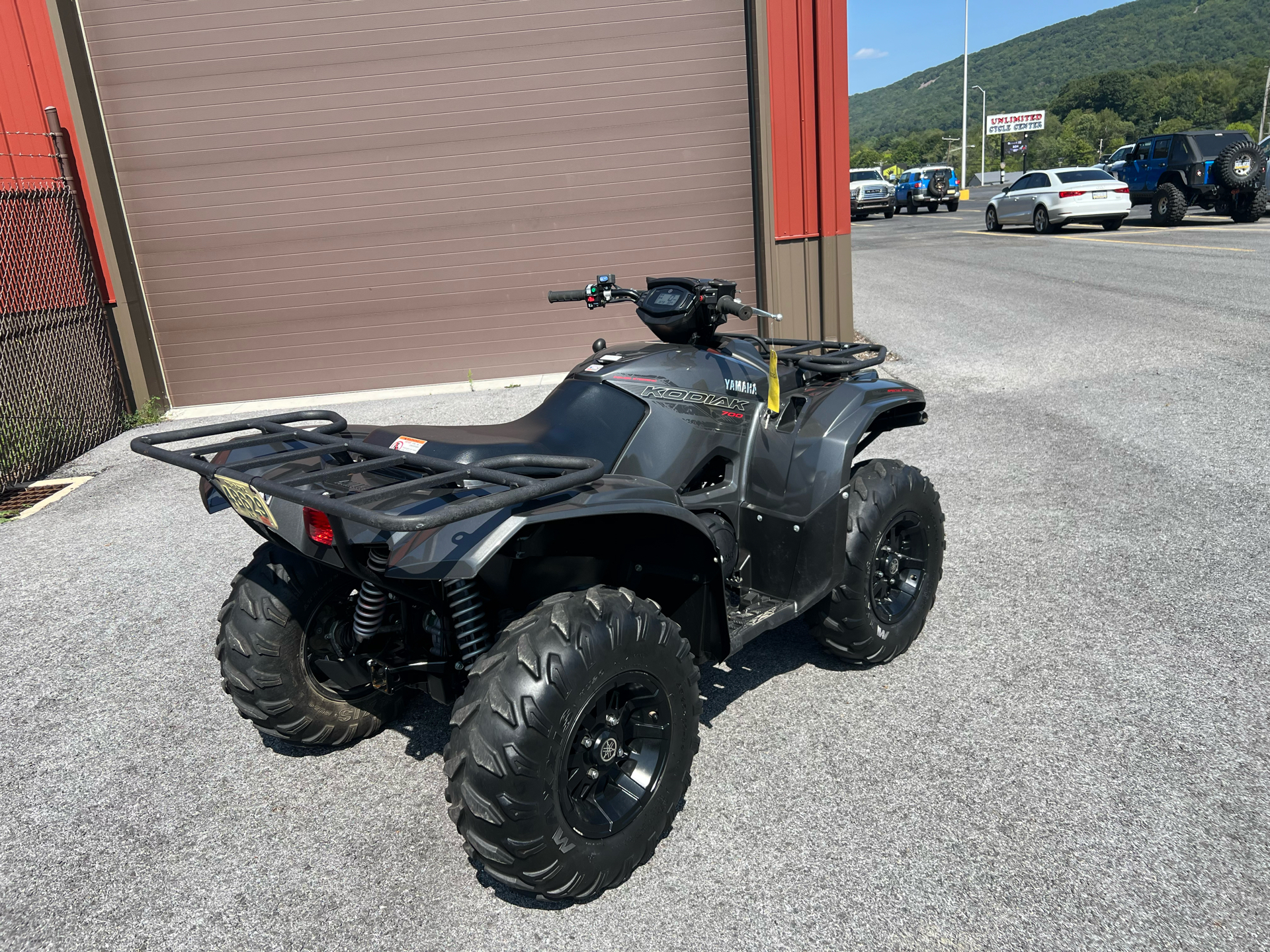 2016 Yamaha Kodiak 700 EPS SE in Tyrone, Pennsylvania - Photo 3