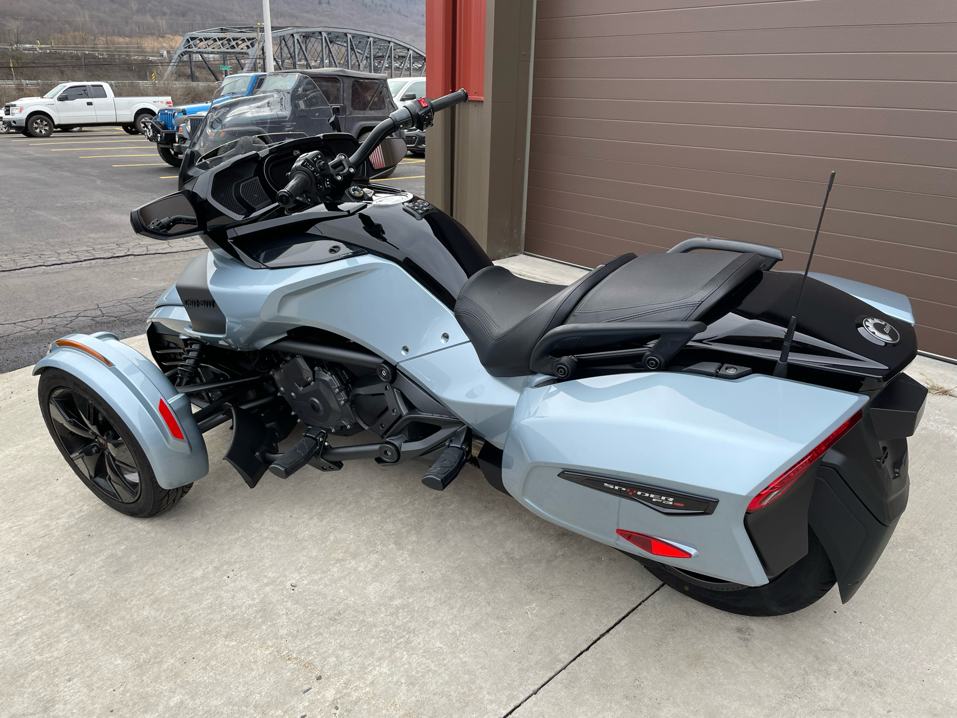 2021 Can-Am Spyder F3-T in Tyrone, Pennsylvania - Photo 4