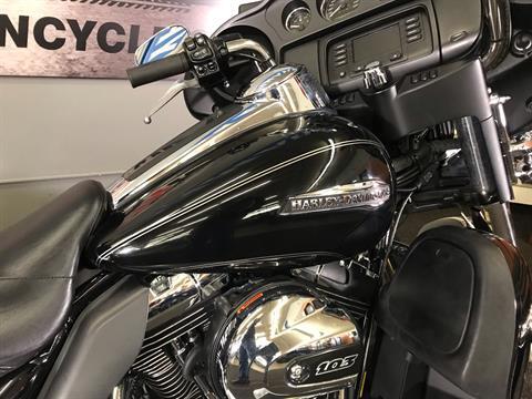 2016 Harley-Davidson Electra Glide® Ultra Classic® in Tyrone, Pennsylvania - Photo 4