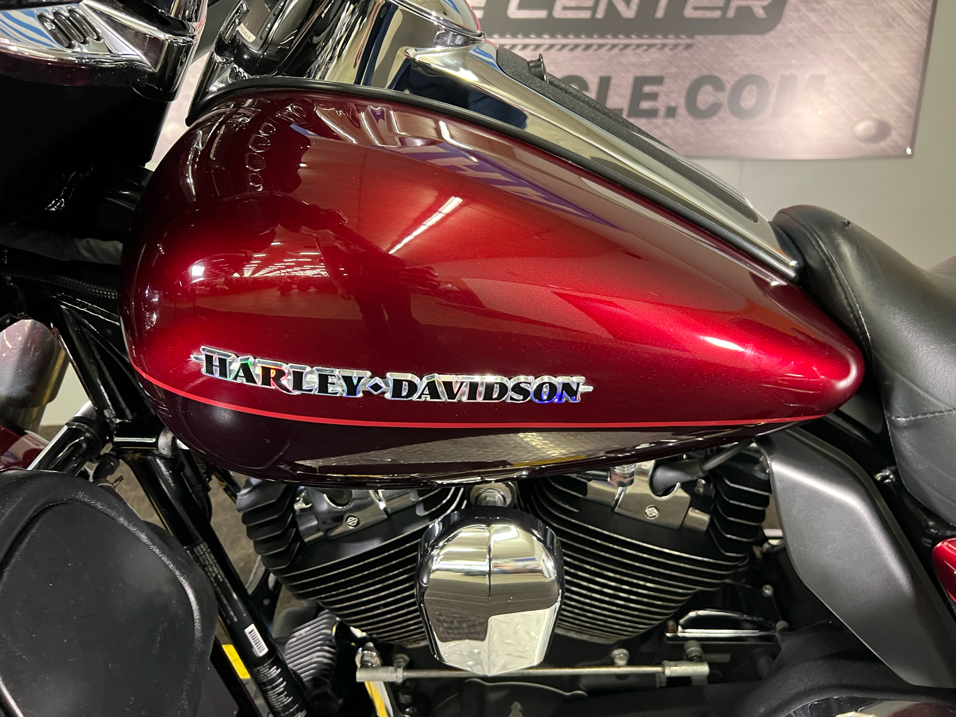2014 Harley-Davidson Electra Glide® Ultra Classic® in Tyrone, Pennsylvania - Photo 9