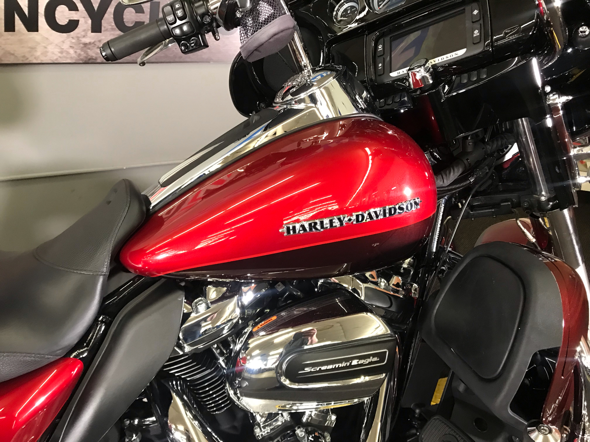 2018 Harley-Davidson Ultra Limited in Tyrone, Pennsylvania - Photo 4
