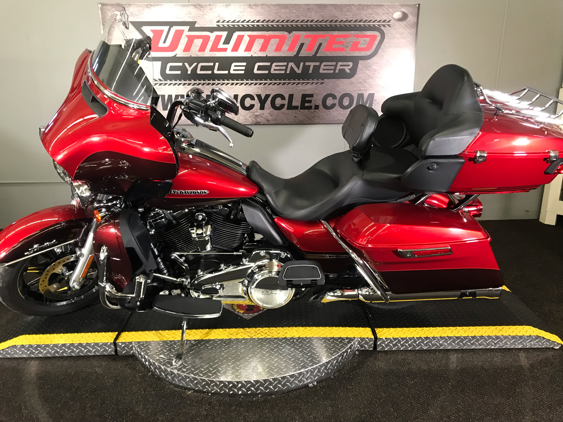2018 Harley-Davidson Ultra Limited in Tyrone, Pennsylvania - Photo 11