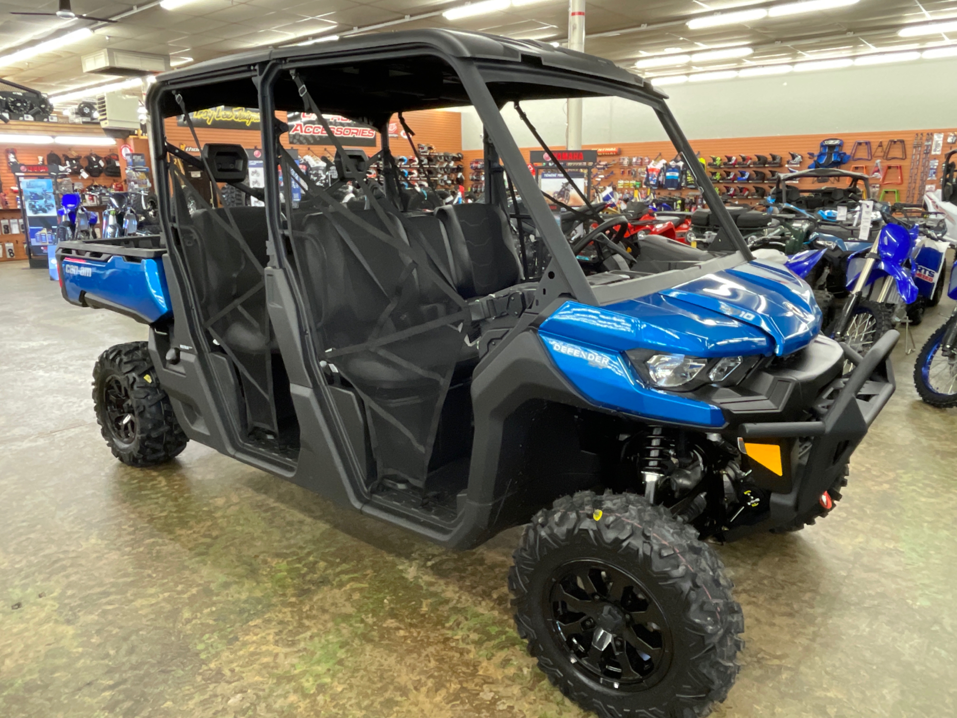 2022 Can-Am Defender MAX XT HD10 in Tyrone, Pennsylvania - Photo 2