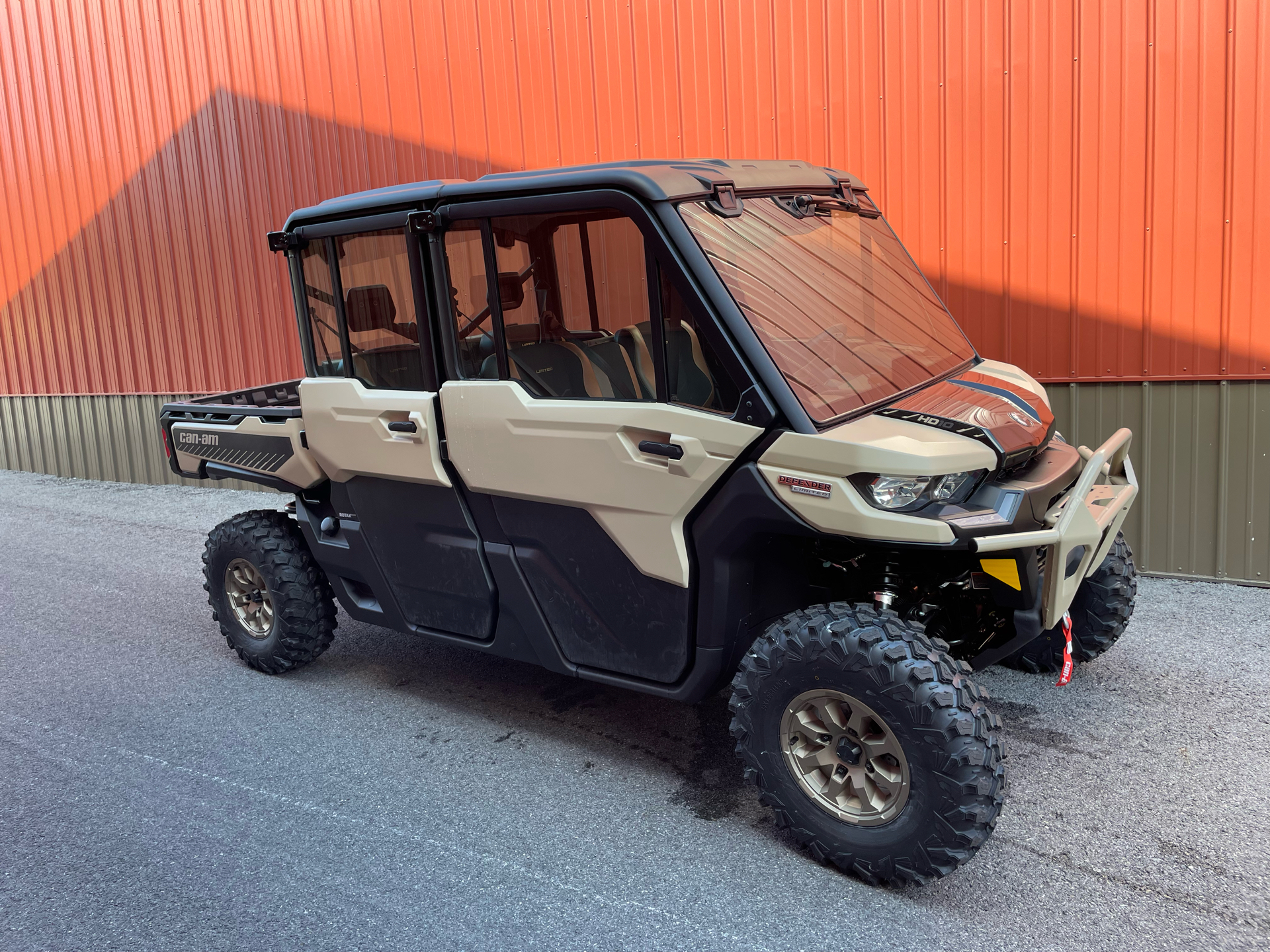 2024 Can-Am Defender MAX Limited HD10 in Tyrone, Pennsylvania - Photo 1