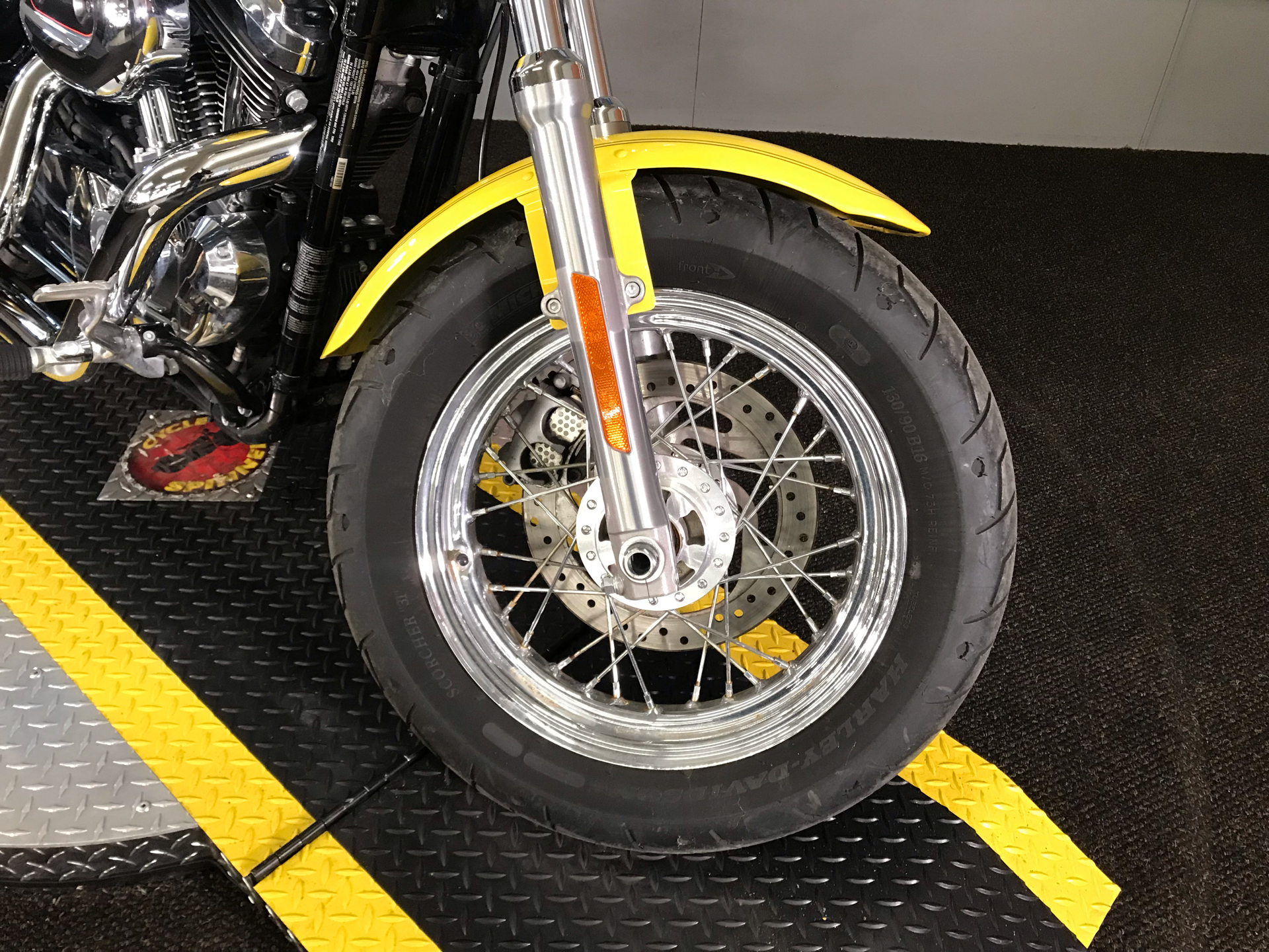 2017 Harley-Davidson 1200 Custom in Tyrone, Pennsylvania - Photo 6