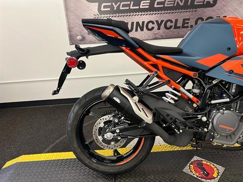 2022 KTM RC 390 in Tyrone, Pennsylvania - Photo 5