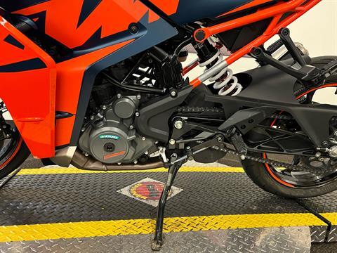 2022 KTM RC 390 in Tyrone, Pennsylvania - Photo 9