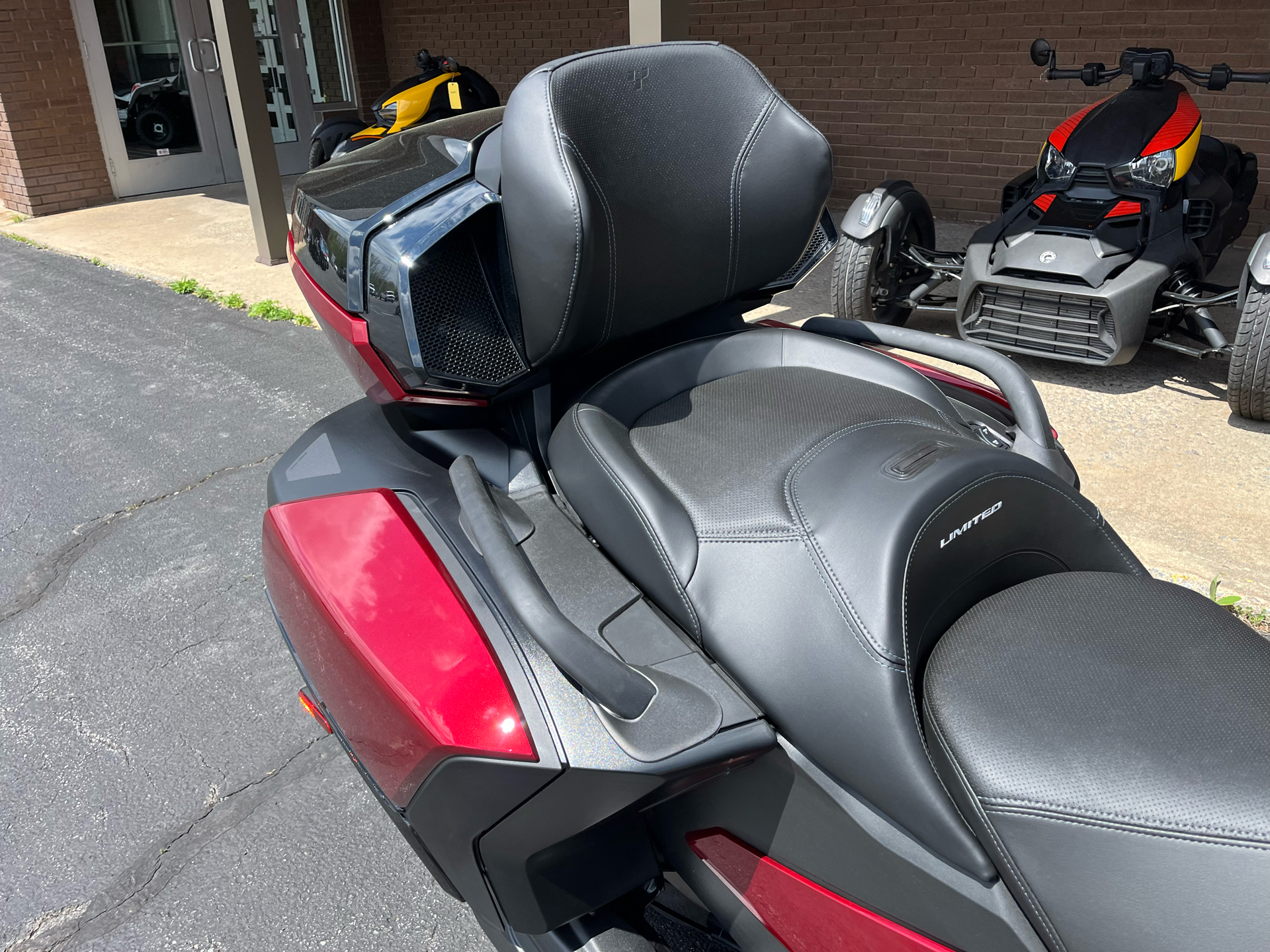 2024 Can-Am Spyder RT Limited in Tyrone, Pennsylvania - Photo 3