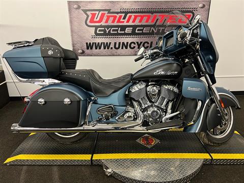 2021 Indian Motorcycle Roadmaster® Icon in Tyrone, Pennsylvania - Photo 2