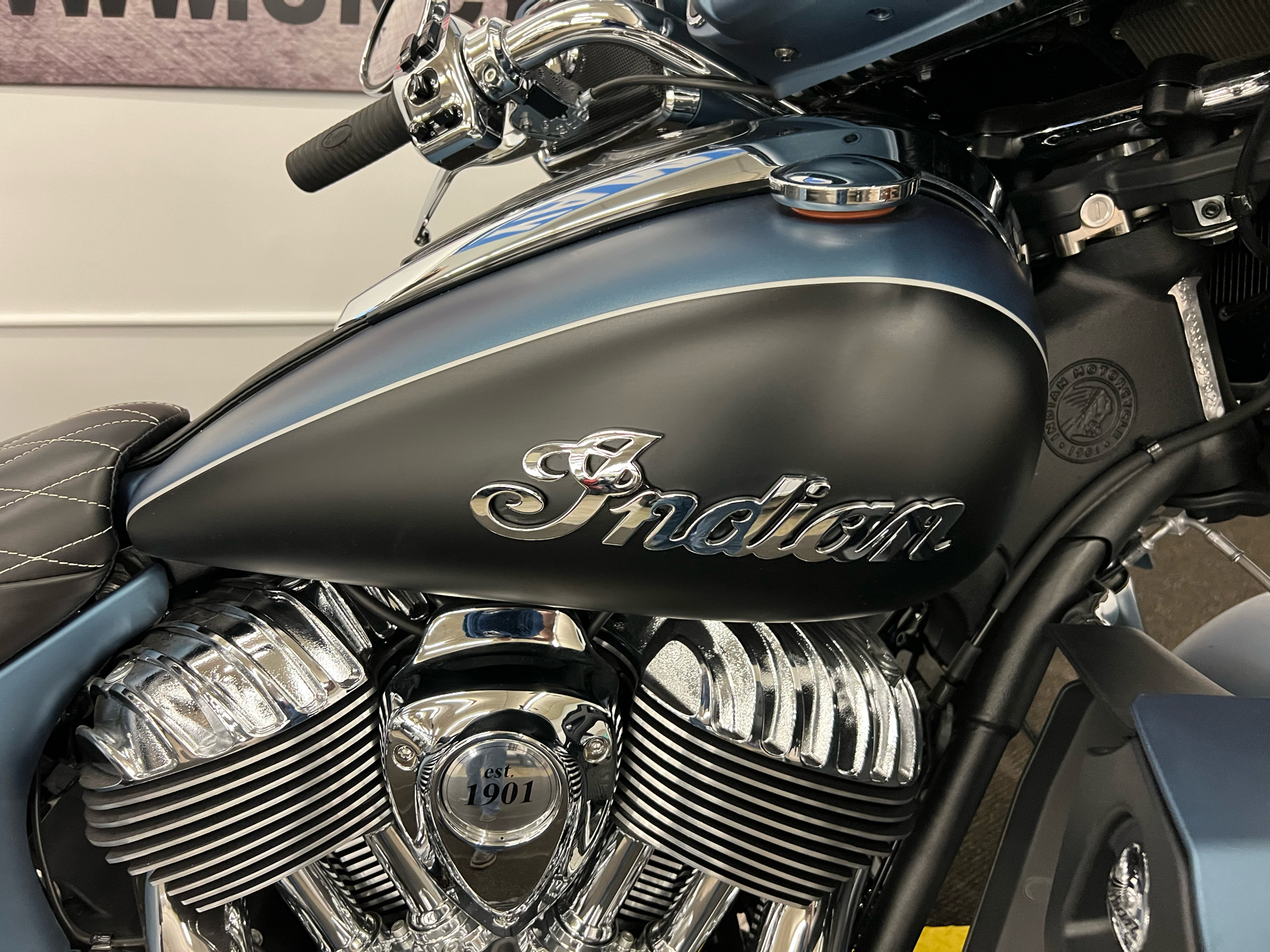 2021 Indian Motorcycle Roadmaster® Icon in Tyrone, Pennsylvania - Photo 4