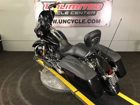 2016 Harley-Davidson Street Glide® Special in Tyrone, Pennsylvania - Photo 12