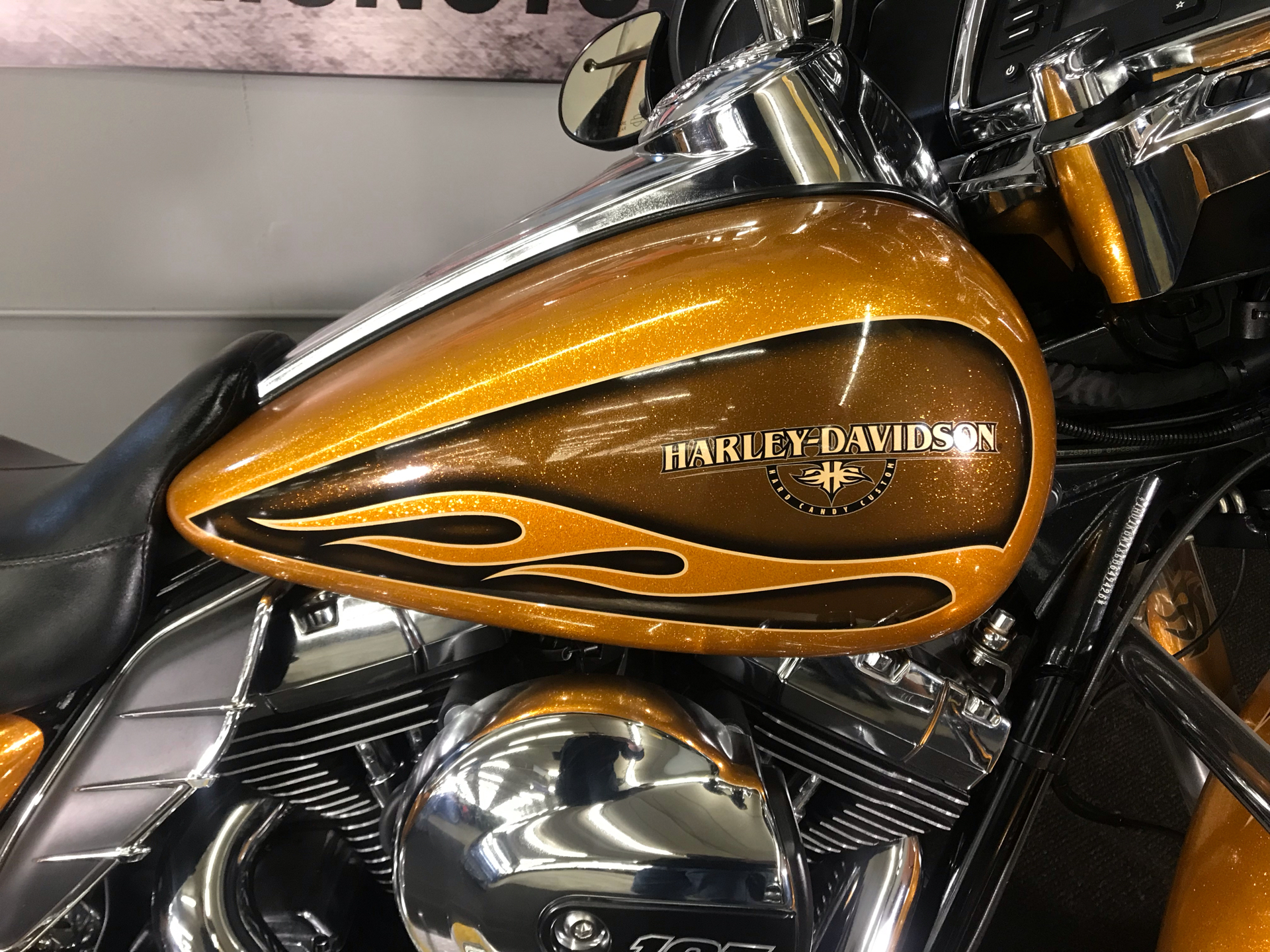 2016 Harley-Davidson Street Glide® in Tyrone, Pennsylvania - Photo 4