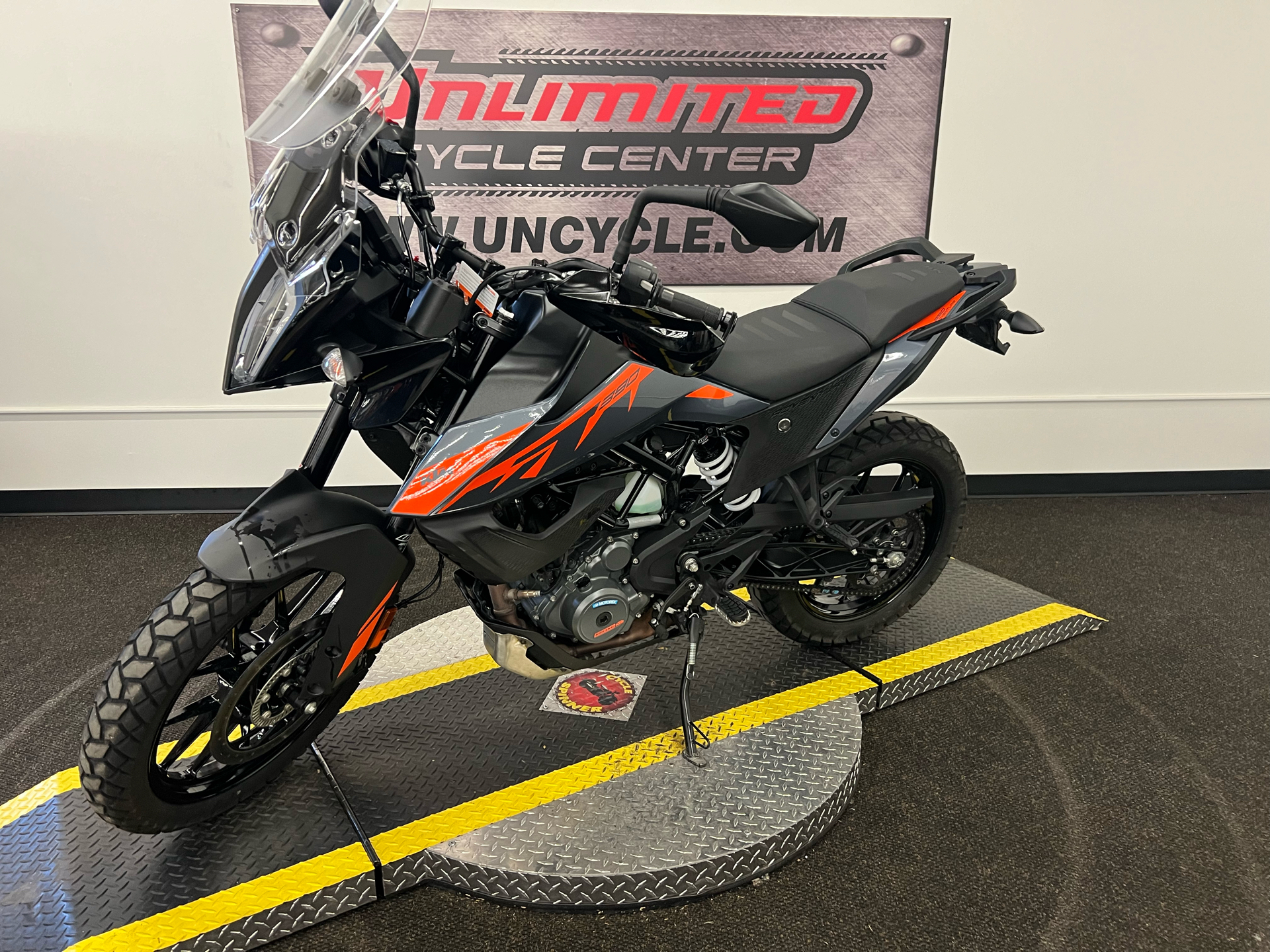 2022 KTM 390 Adventure in Tyrone, Pennsylvania - Photo 7