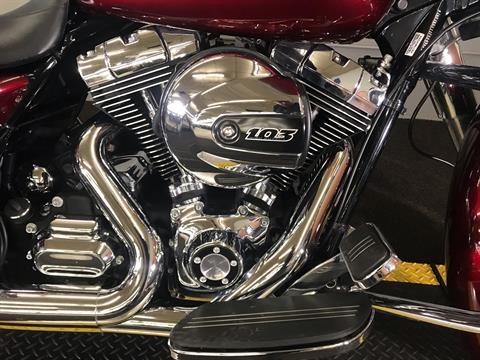 2015 Harley-Davidson Street Glide® in Tyrone, Pennsylvania - Photo 3