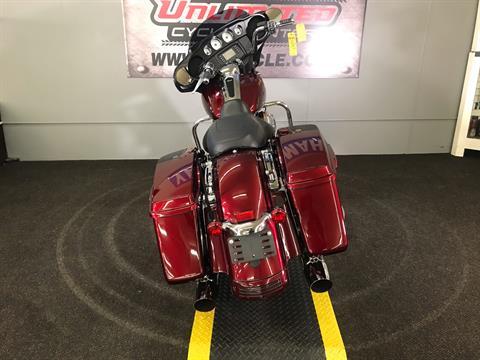 2015 Harley-Davidson Street Glide® in Tyrone, Pennsylvania - Photo 12