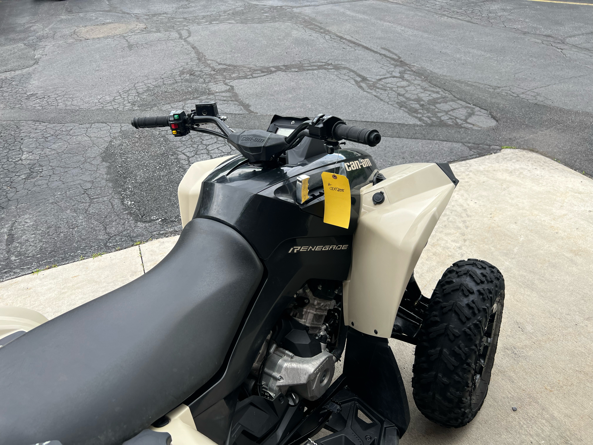 2021 Can-Am Renegade 570 in Tyrone, Pennsylvania - Photo 5