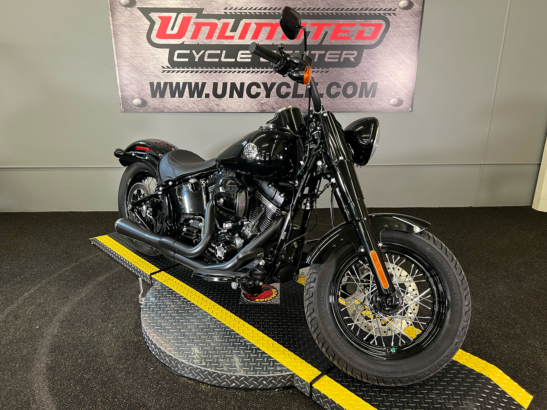 2017 Harley-Davidson Softail Slim® S in Tyrone, Pennsylvania - Photo 1