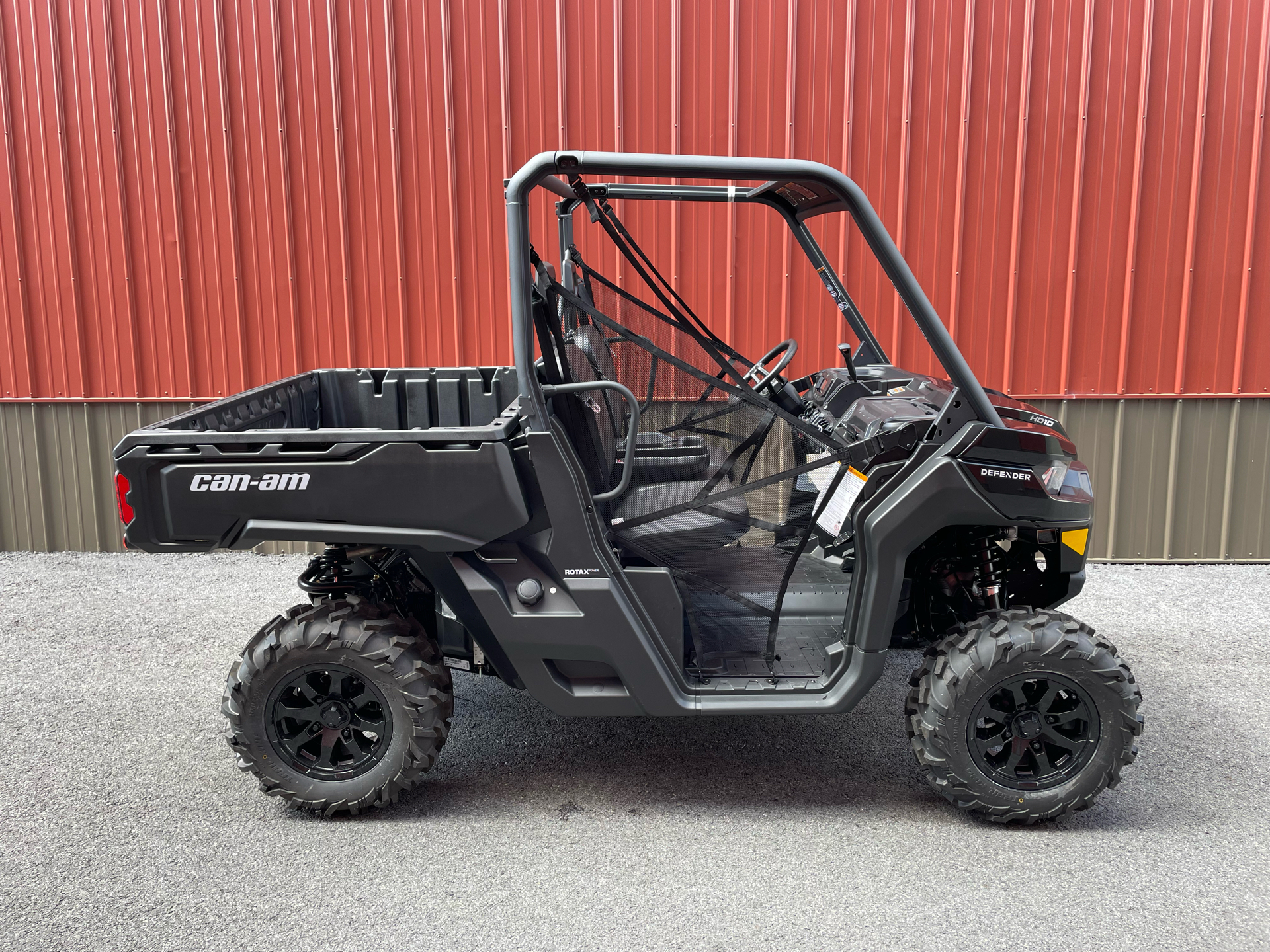 2023 Can-Am Defender DPS HD10 in Tyrone, Pennsylvania - Photo 2