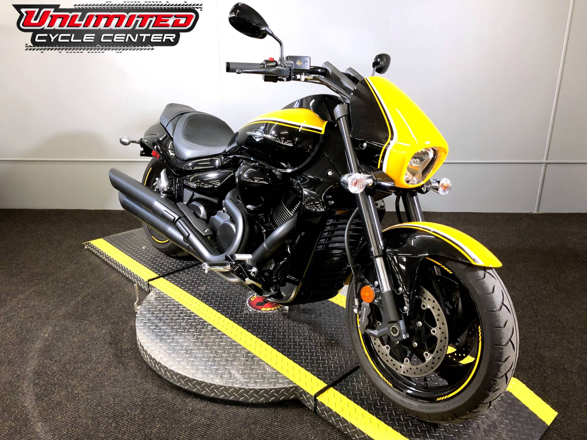 2014 suzuki boulevard m109r for sale