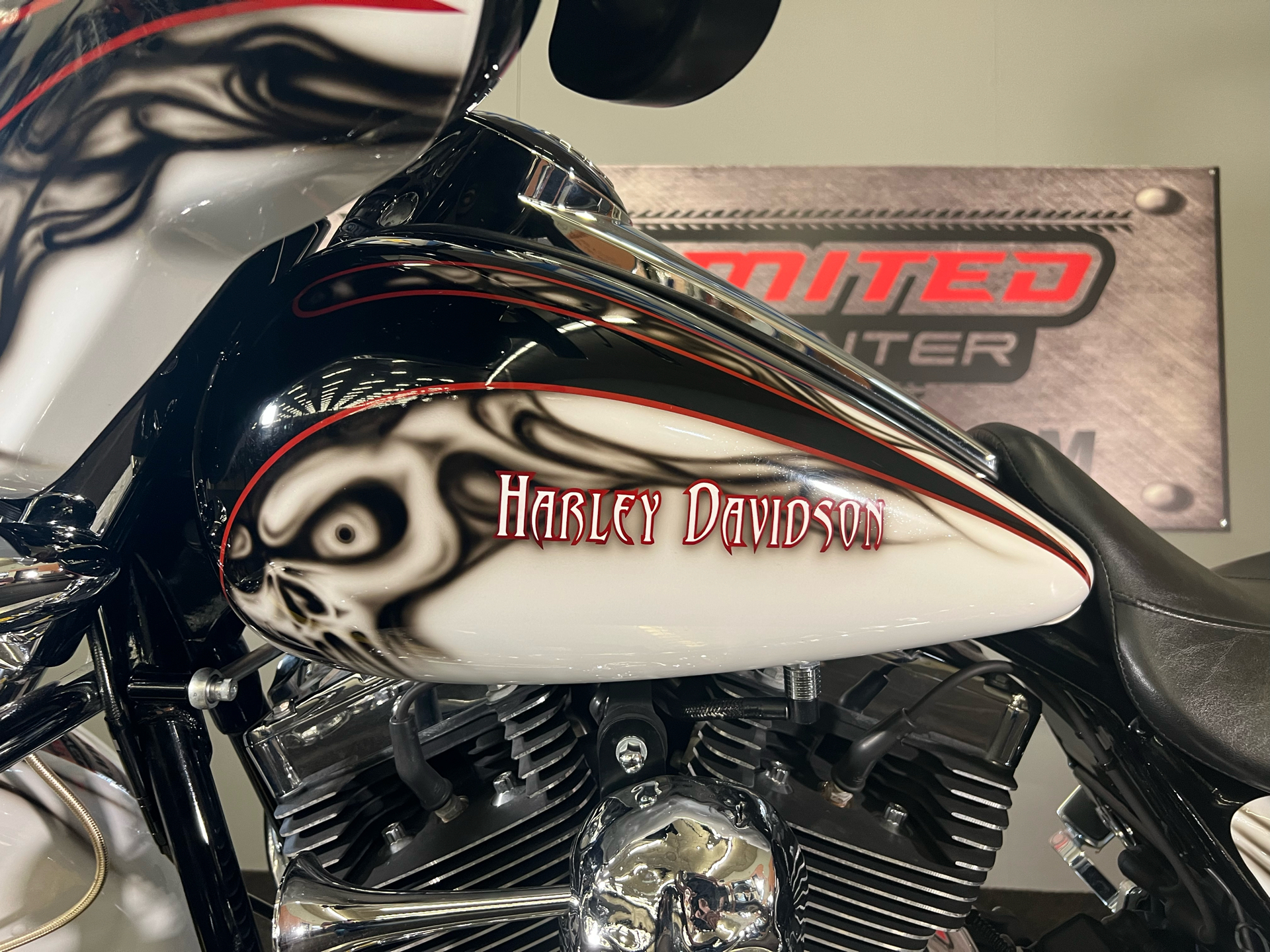 2013 Harley-Davidson Street Glide® in Tyrone, Pennsylvania - Photo 12