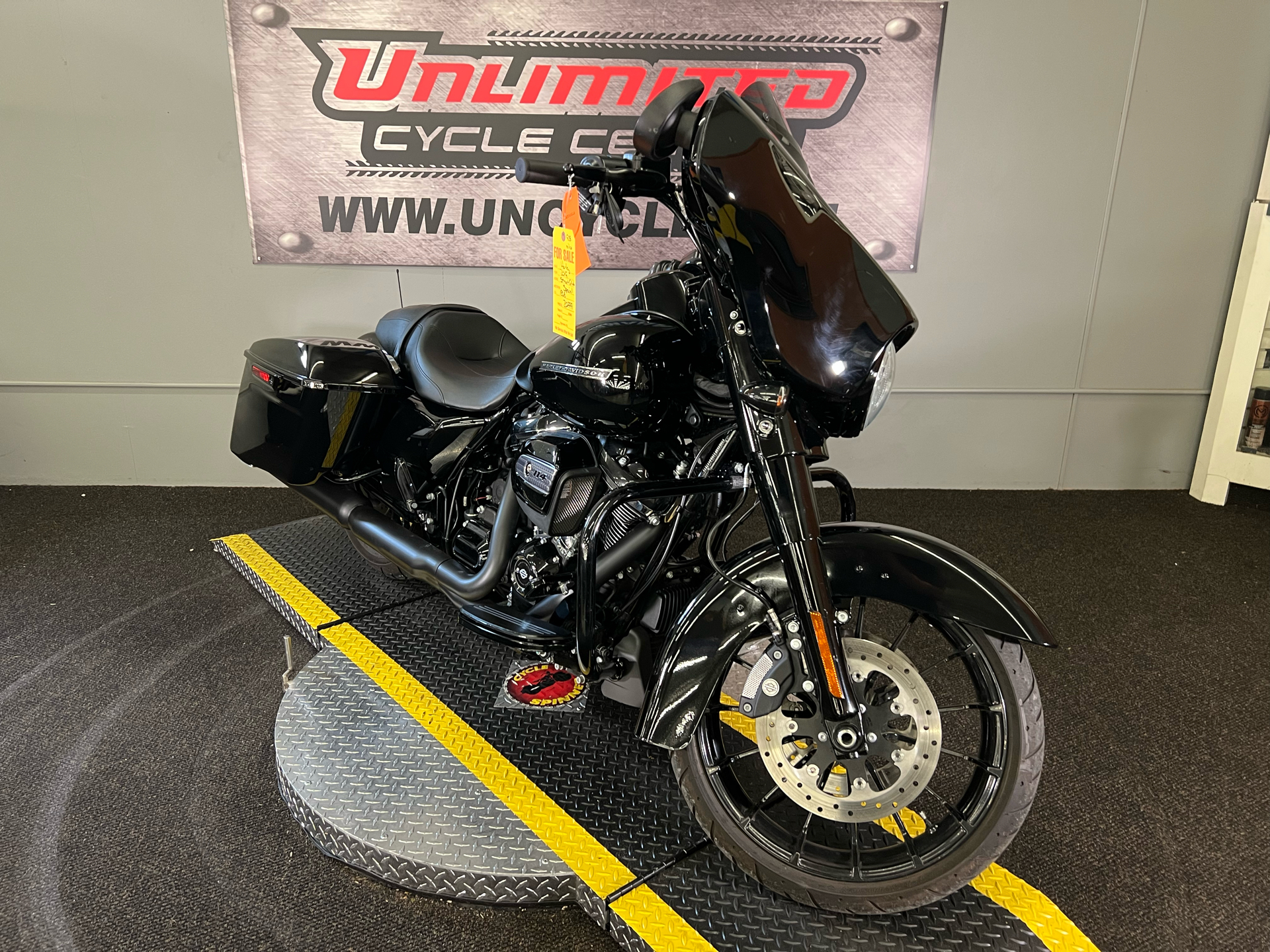 2019 Harley-Davidson Street Glide® Special in Tyrone, Pennsylvania - Photo 1