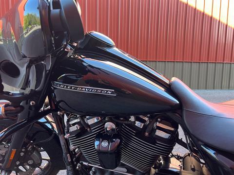 2019 Harley-Davidson Street Glide® Special in Tyrone, Pennsylvania - Photo 10