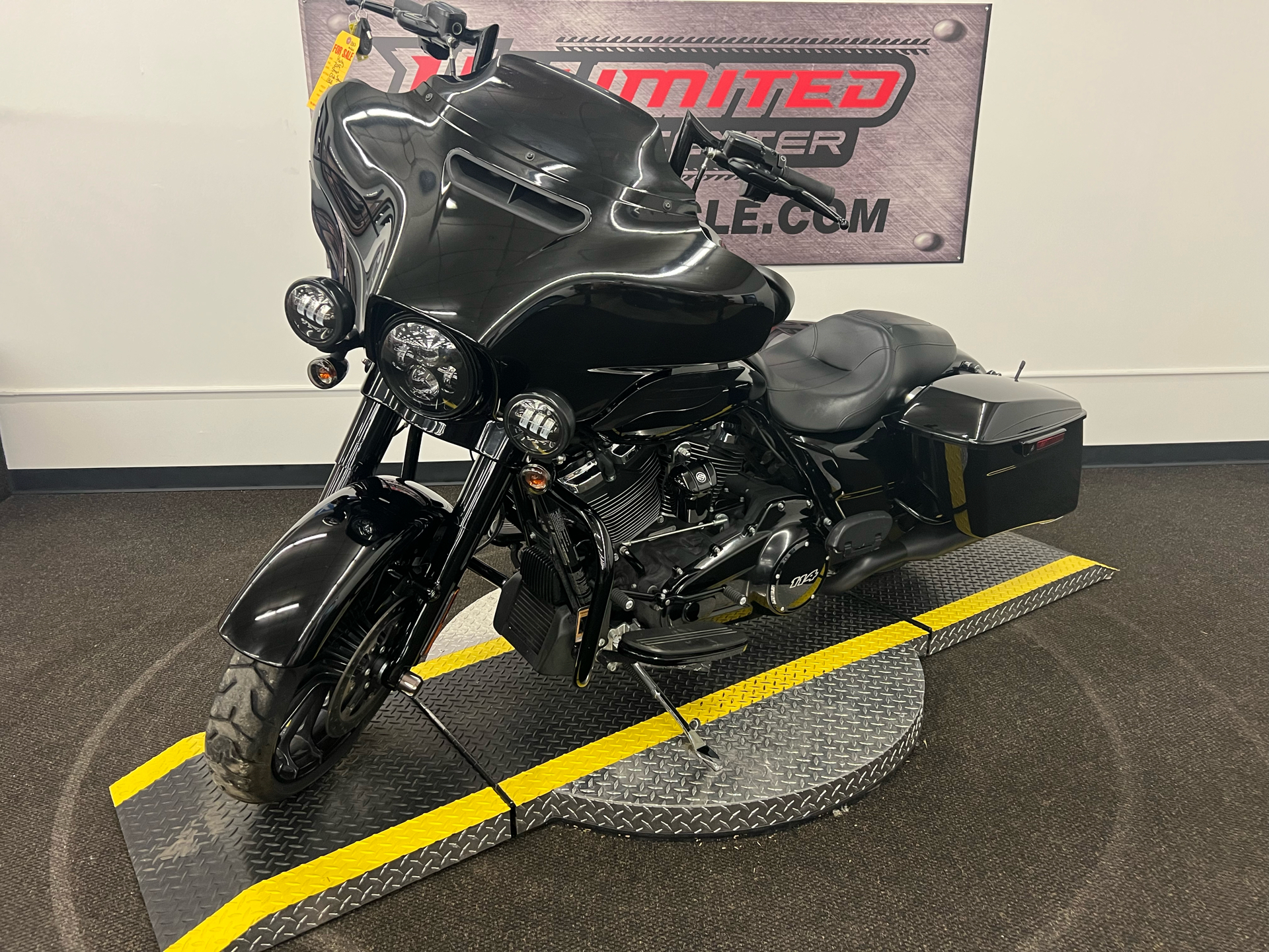 2019 Harley-Davidson Street Glide® Special in Tyrone, Pennsylvania - Photo 7