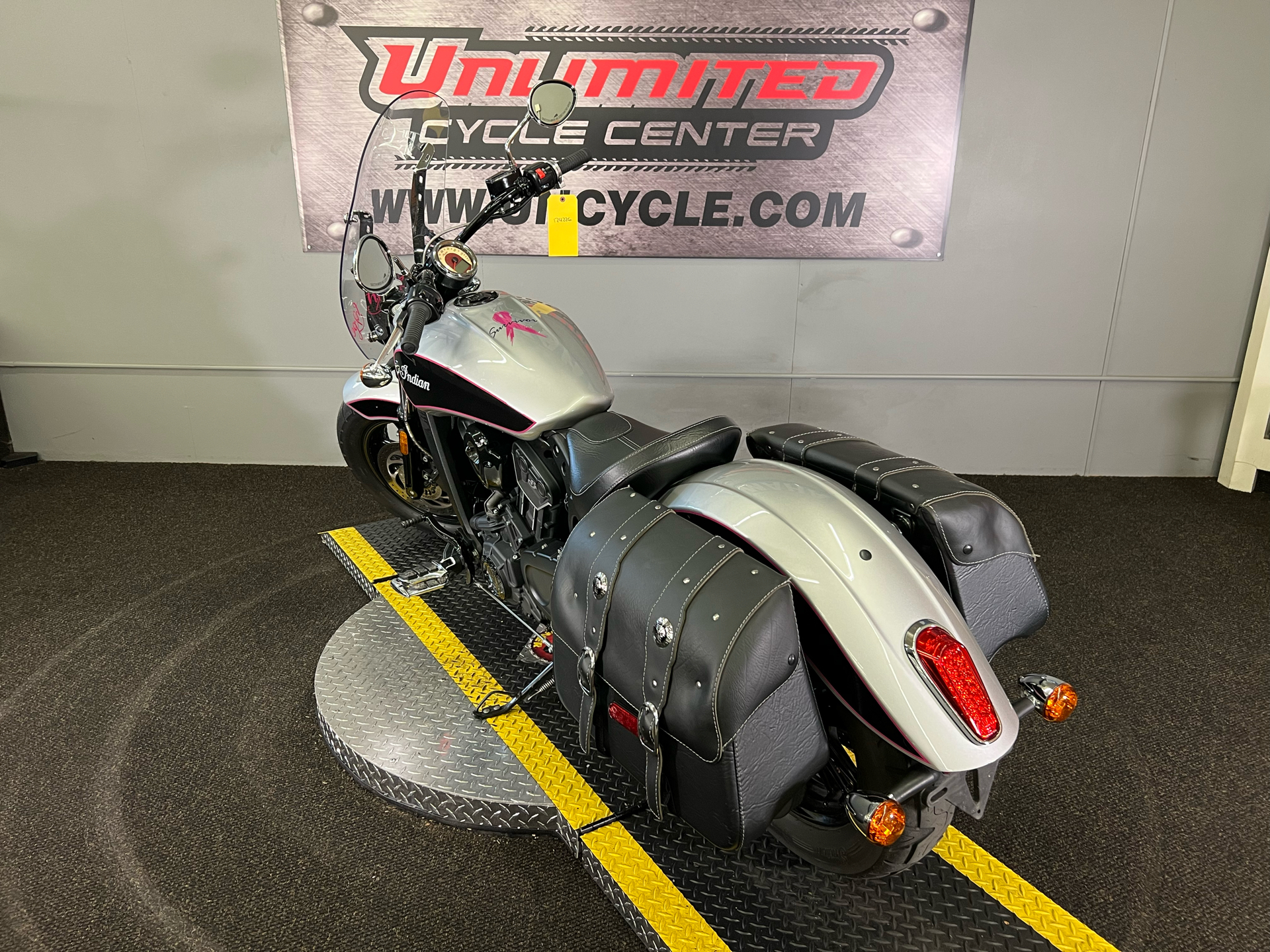 2017 Indian Scout® Sixty ABS in Tyrone, Pennsylvania - Photo 13
