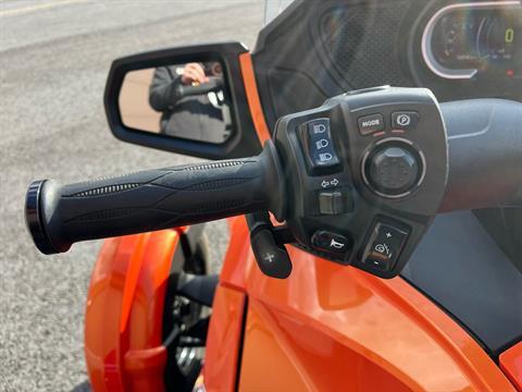 2019 Can-Am Spyder RT Limited in Tyrone, Pennsylvania - Photo 9