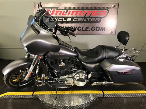 2016 Harley-Davidson Street Glide® Special in Tyrone, Pennsylvania - Photo 8