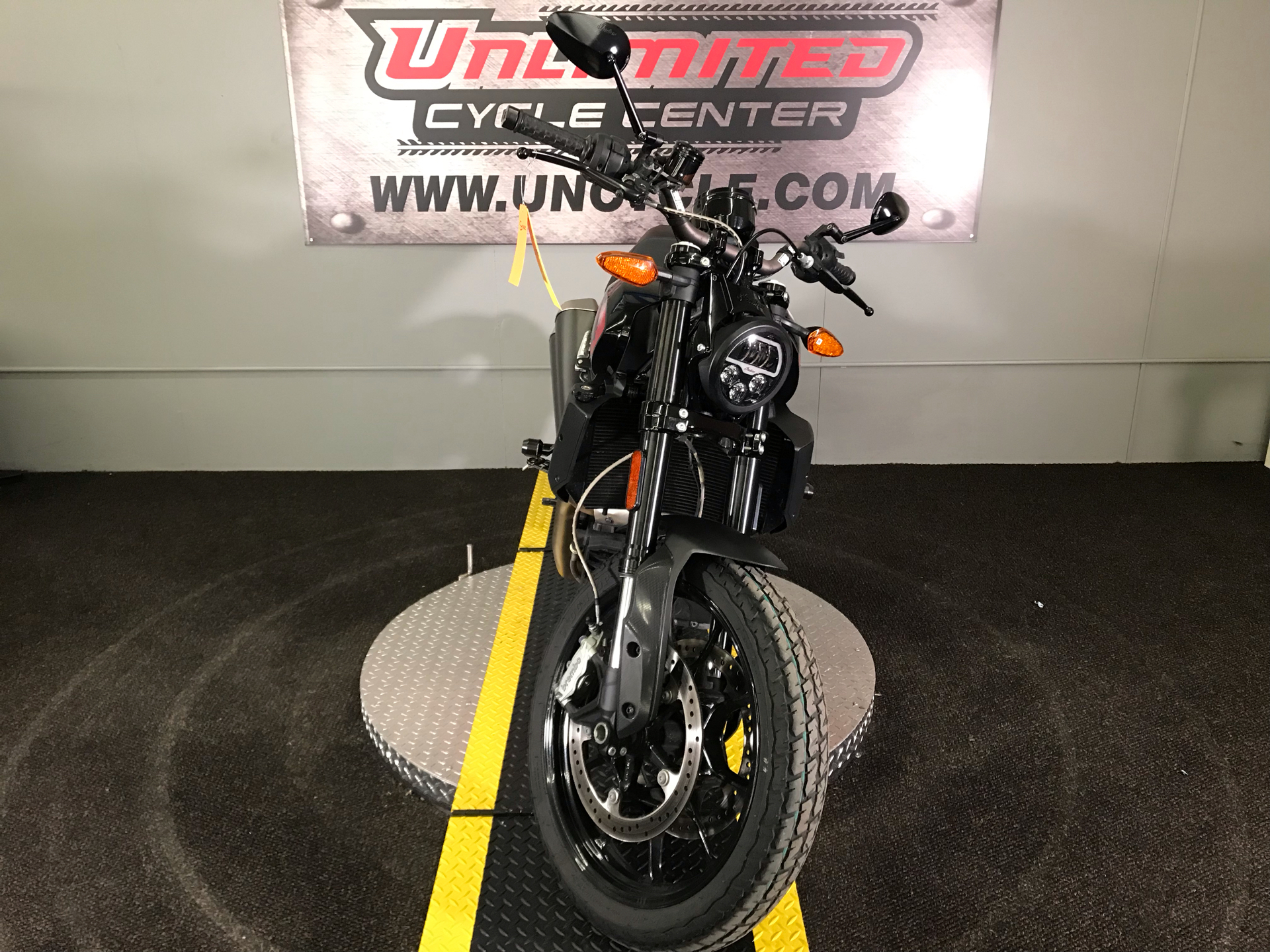 2019 Indian Motorcycle FTR™ 1200 in Tyrone, Pennsylvania - Photo 6
