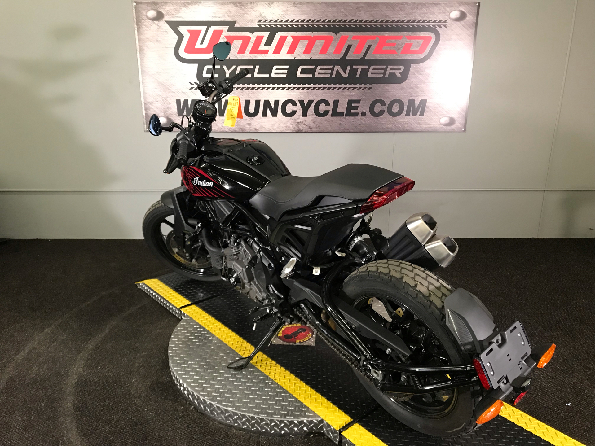 2019 Indian Motorcycle FTR™ 1200 in Tyrone, Pennsylvania - Photo 12