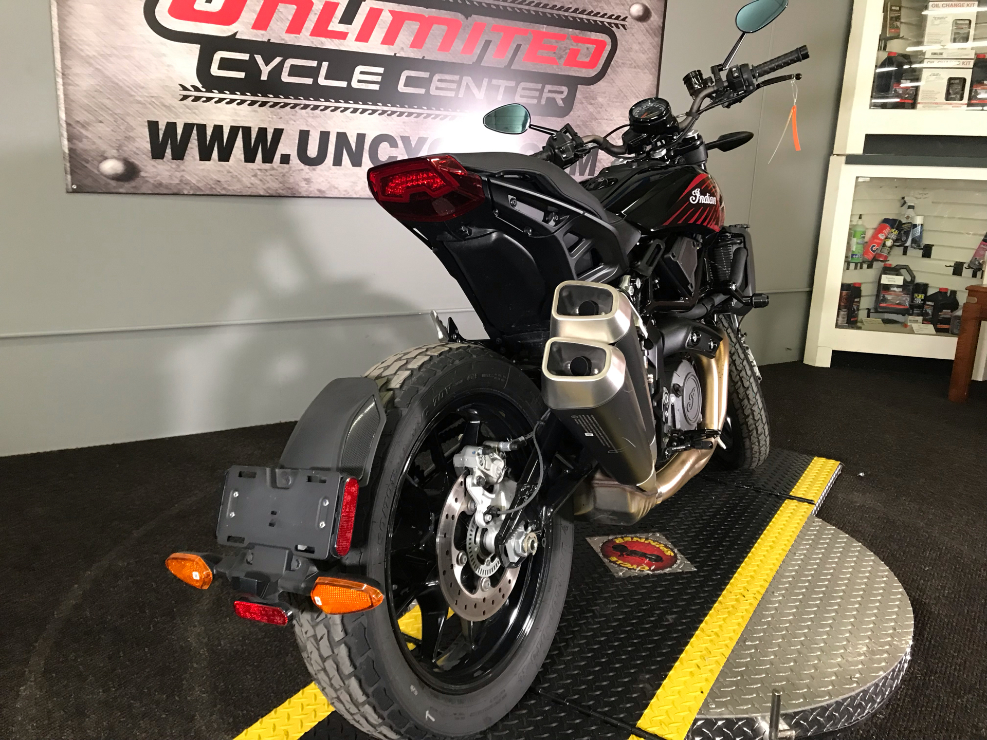 2019 Indian Motorcycle FTR™ 1200 in Tyrone, Pennsylvania - Photo 16