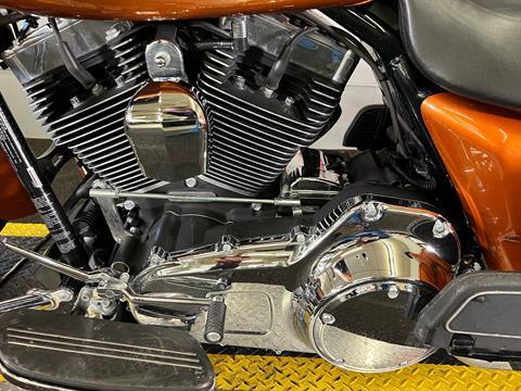 2015 Harley-Davidson Road Glide® in Tyrone, Pennsylvania - Photo 10