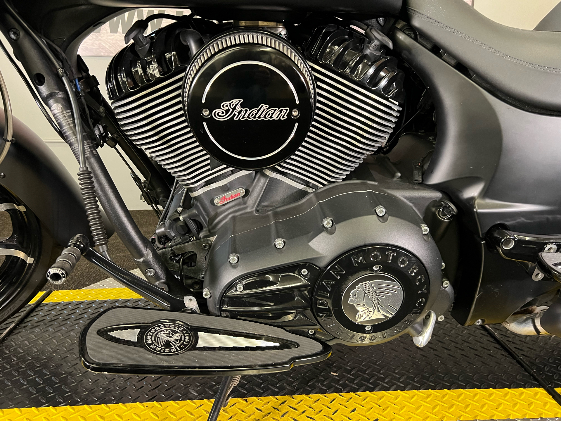 2019 Indian Motorcycle Springfield® Dark Horse® ABS in Tyrone, Pennsylvania - Photo 11