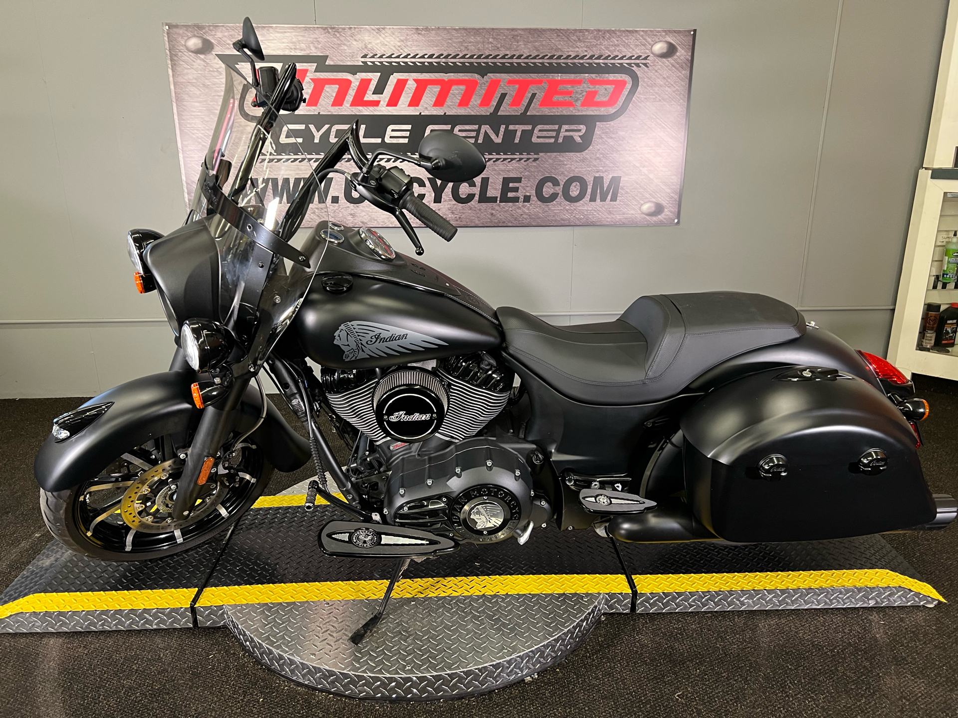 2019 Indian Motorcycle Springfield® Dark Horse® ABS in Tyrone, Pennsylvania - Photo 10
