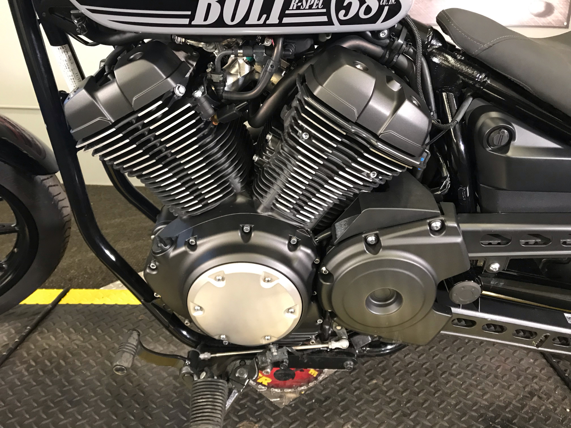 yamaha bolt grip size