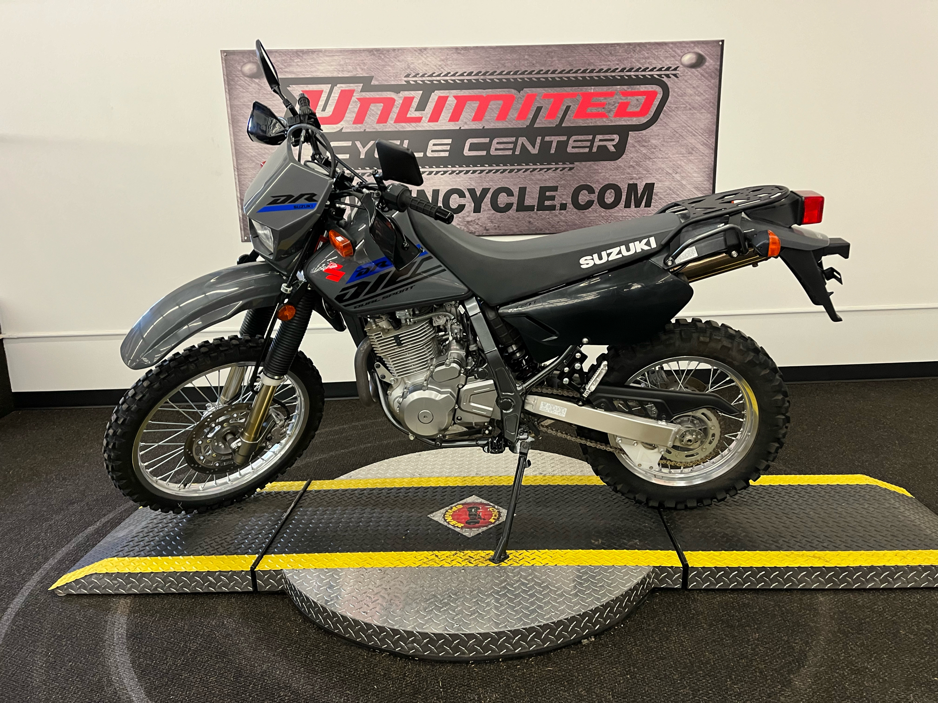 2020 Suzuki DR650S in Tyrone, Pennsylvania - Photo 2