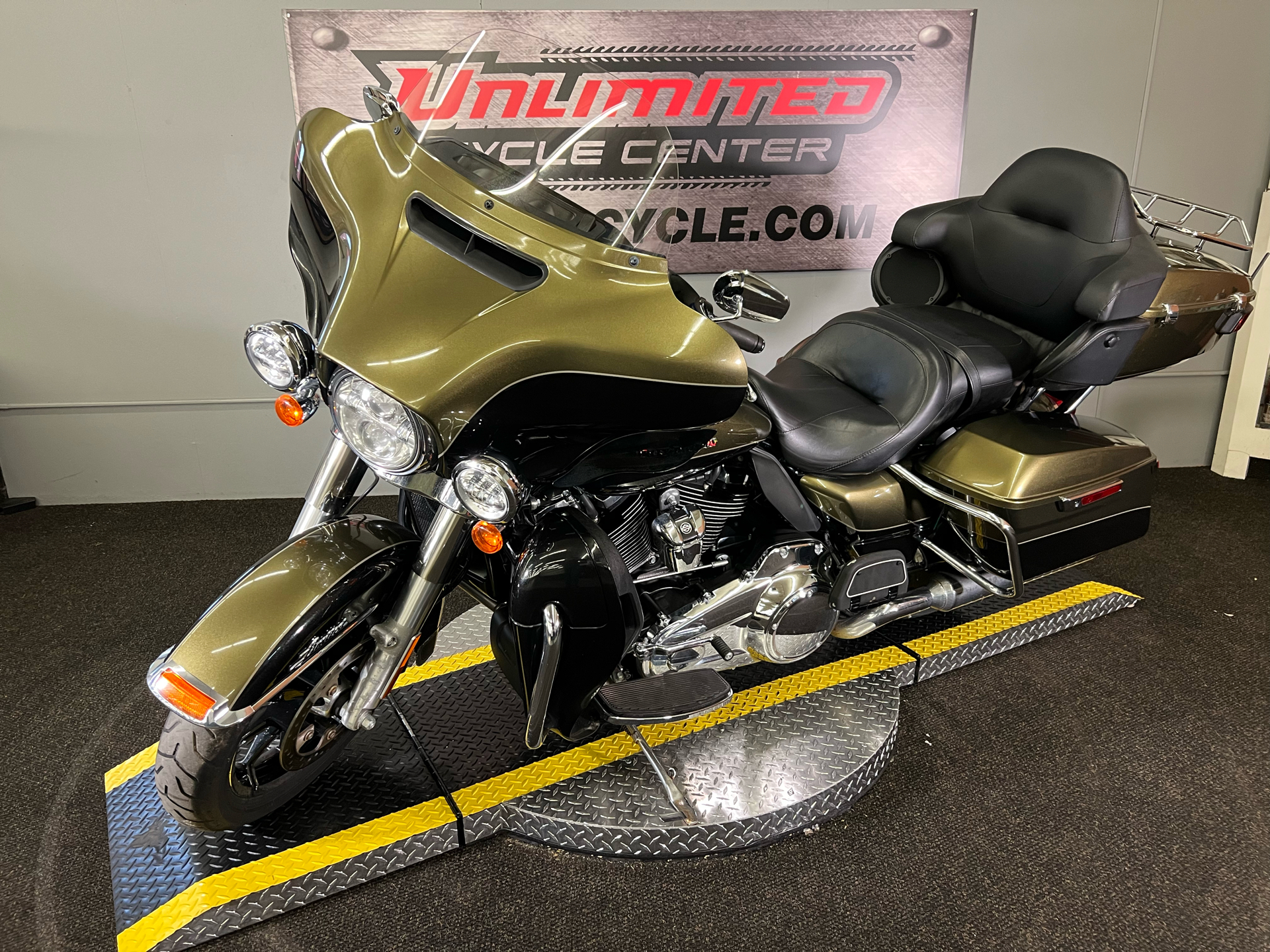 2018 Harley-Davidson Ultra Limited in Tyrone, Pennsylvania - Photo 7