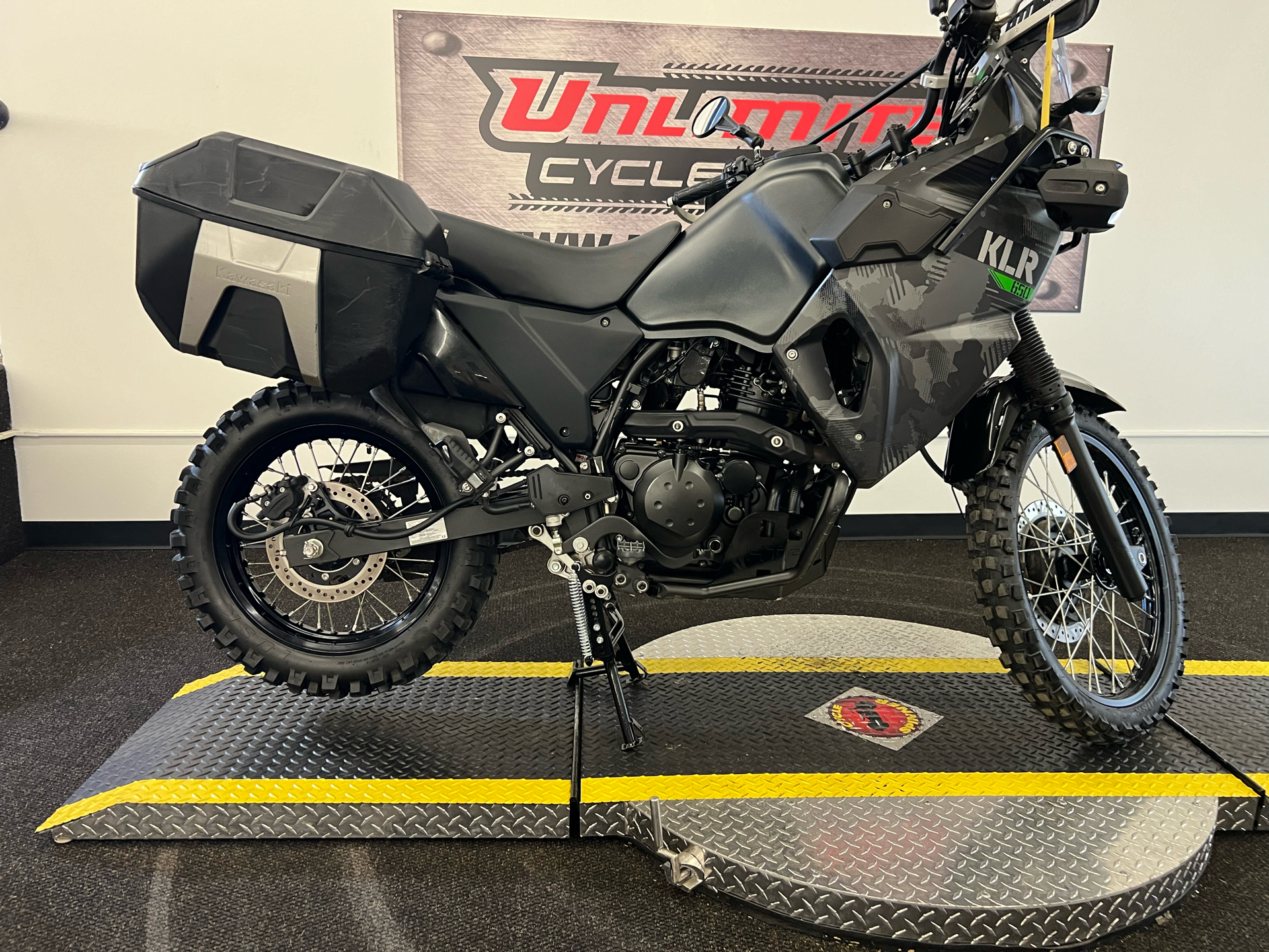 2022 Kawasaki KLR 650 Adventure in Tyrone, Pennsylvania - Photo 20