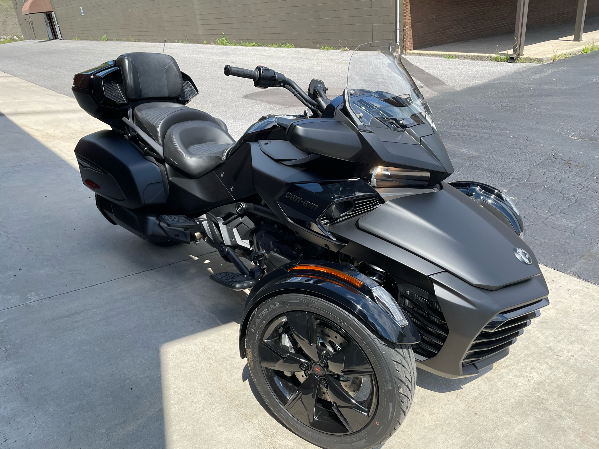 2022 Can-Am Spyder F3 Limited in Tyrone, Pennsylvania - Photo 3