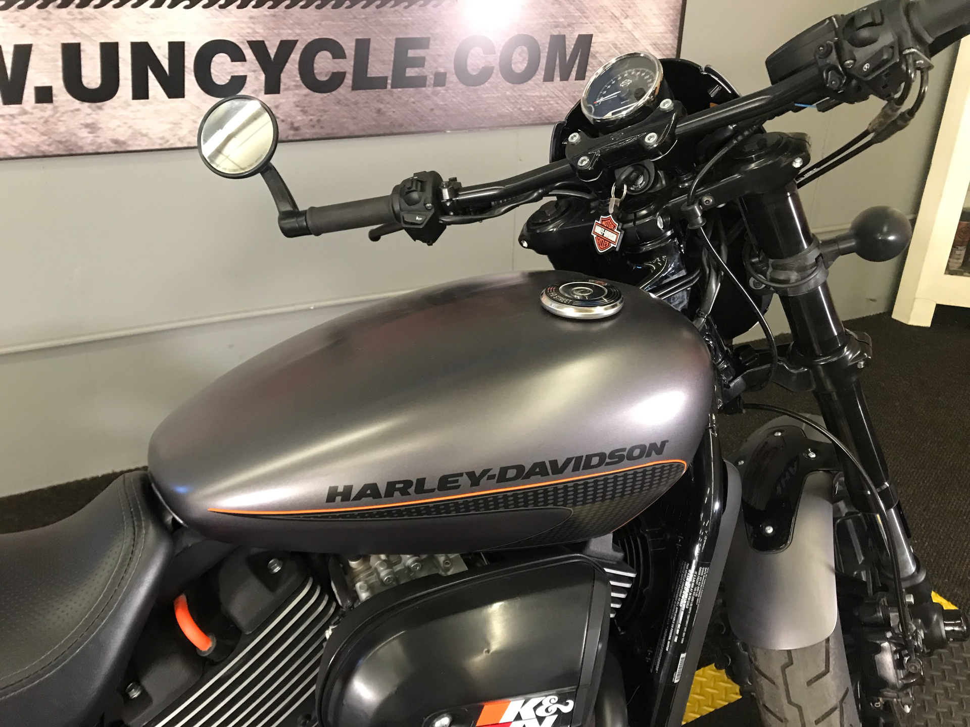 2017 Harley-Davidson Street Rod® in Tyrone, Pennsylvania - Photo 4