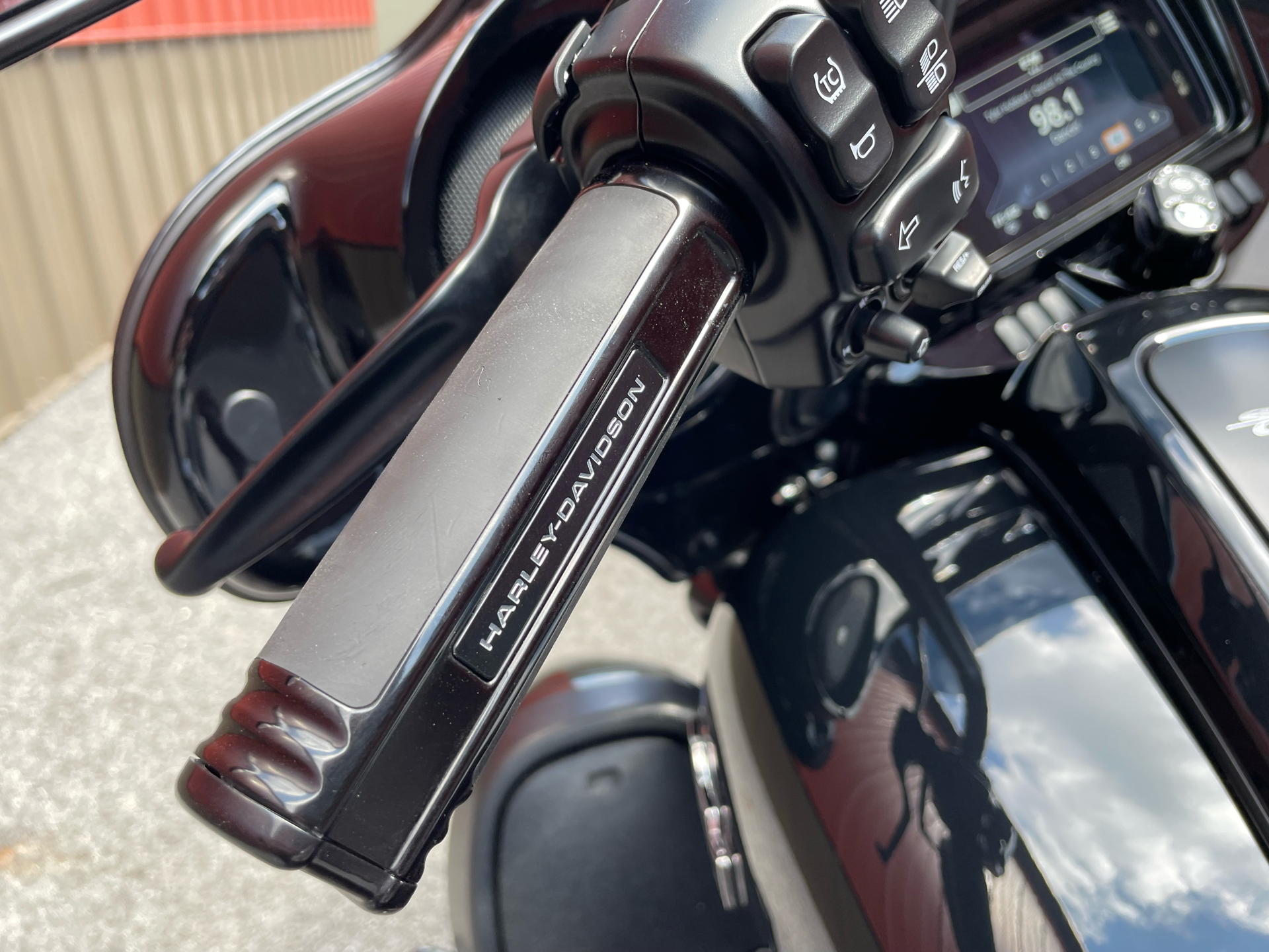 2022 Harley-Davidson Street Glide® Special in Tyrone, Pennsylvania - Photo 10