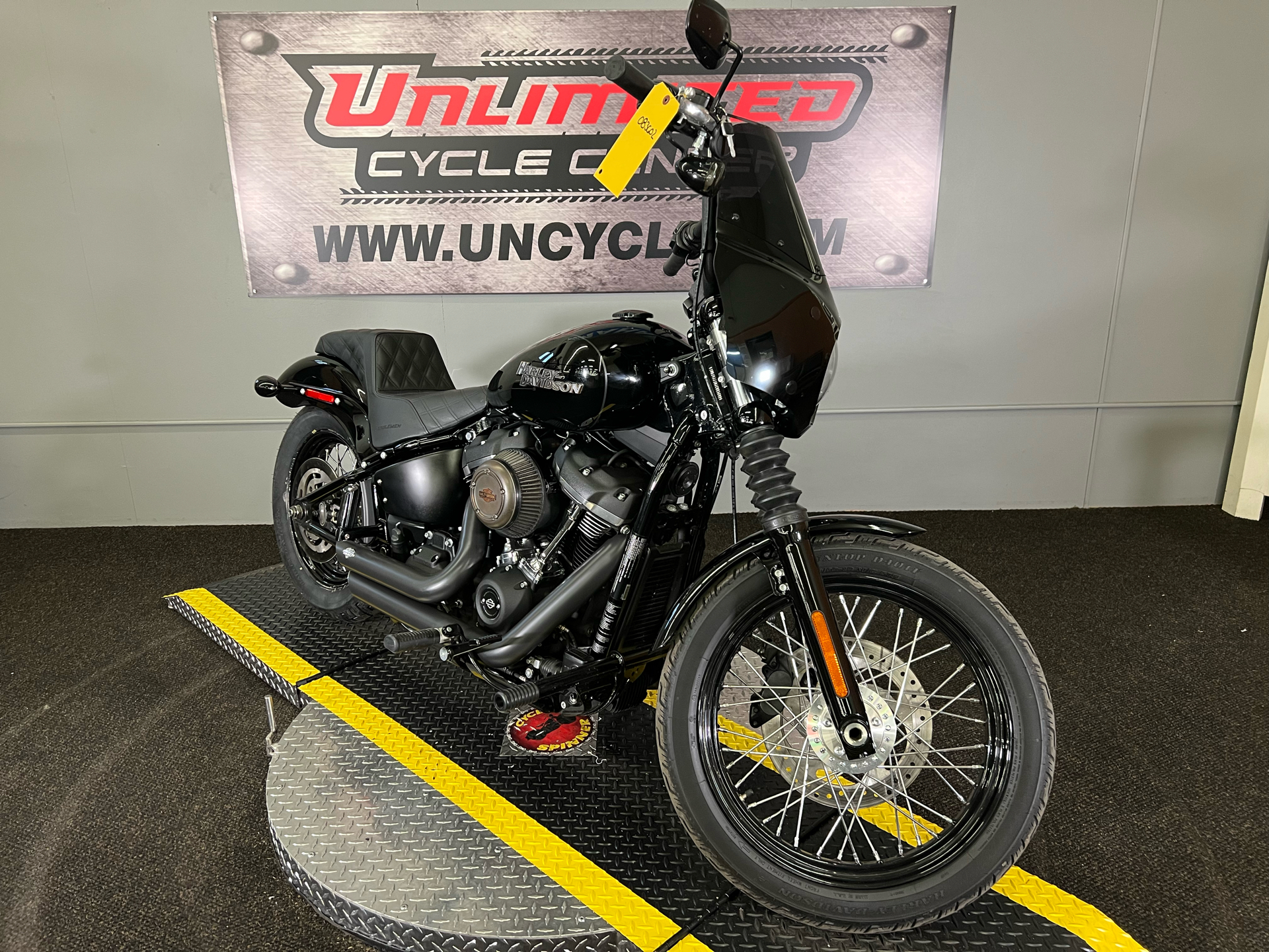 2018 Harley-Davidson Street Bob® 107 in Tyrone, Pennsylvania - Photo 1
